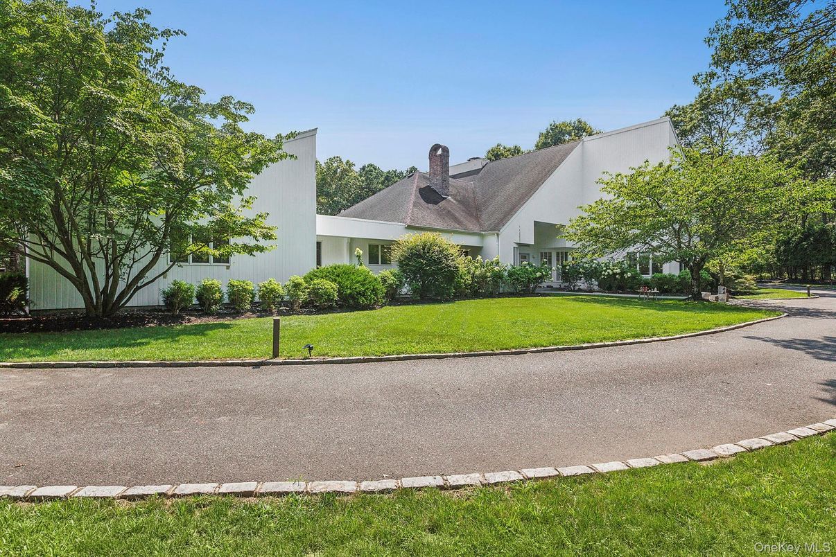 Backyard, Exterior, Facade, Farmhouse