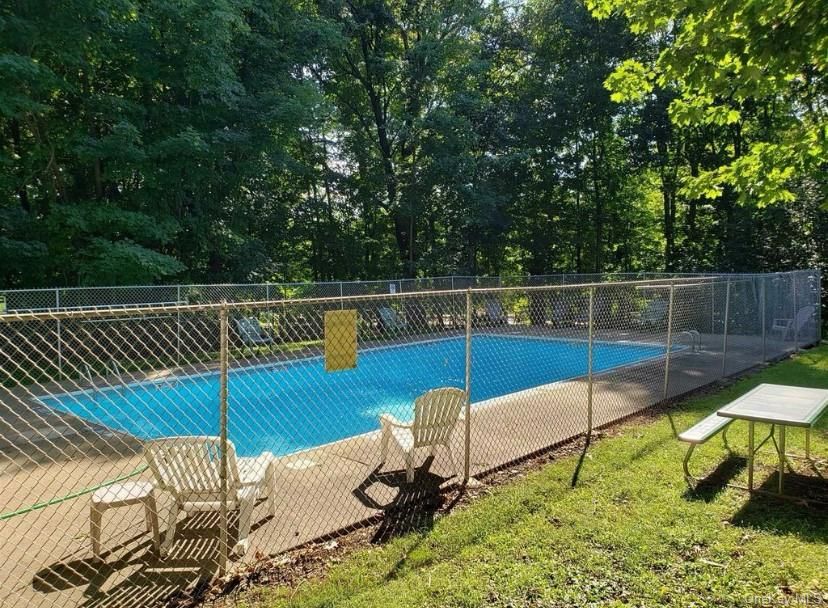 Exterior, Pool, Tennis Courts