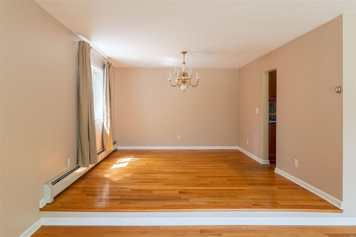 Chandelier, Empty room, Interior, Wood Texture Flooring