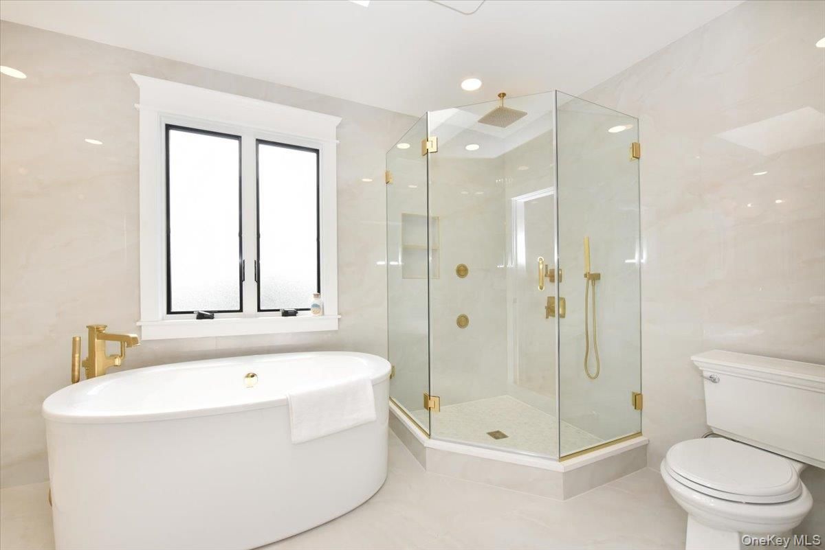 Bathroom, Free Standing Baths, Glass Shower, Interior, Recessed Lighting