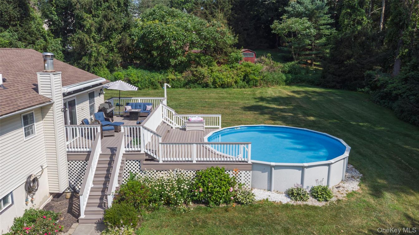 Backyard, Exterior, Pool