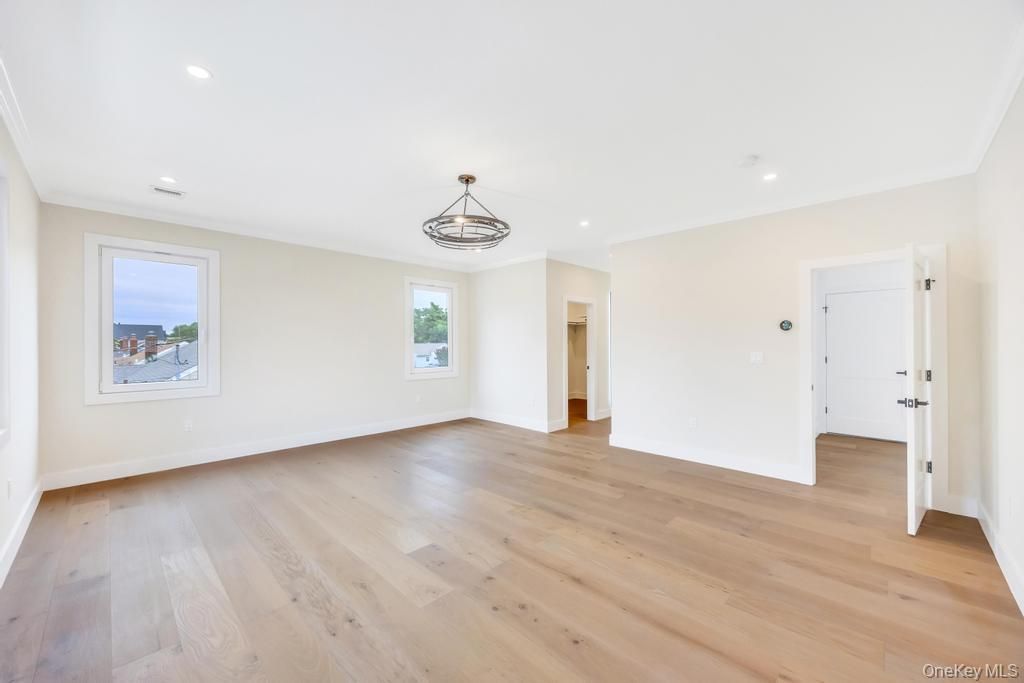 Empty room, Interior, Pendant Lights, Recessed Lighting, Wood Texture Flooring