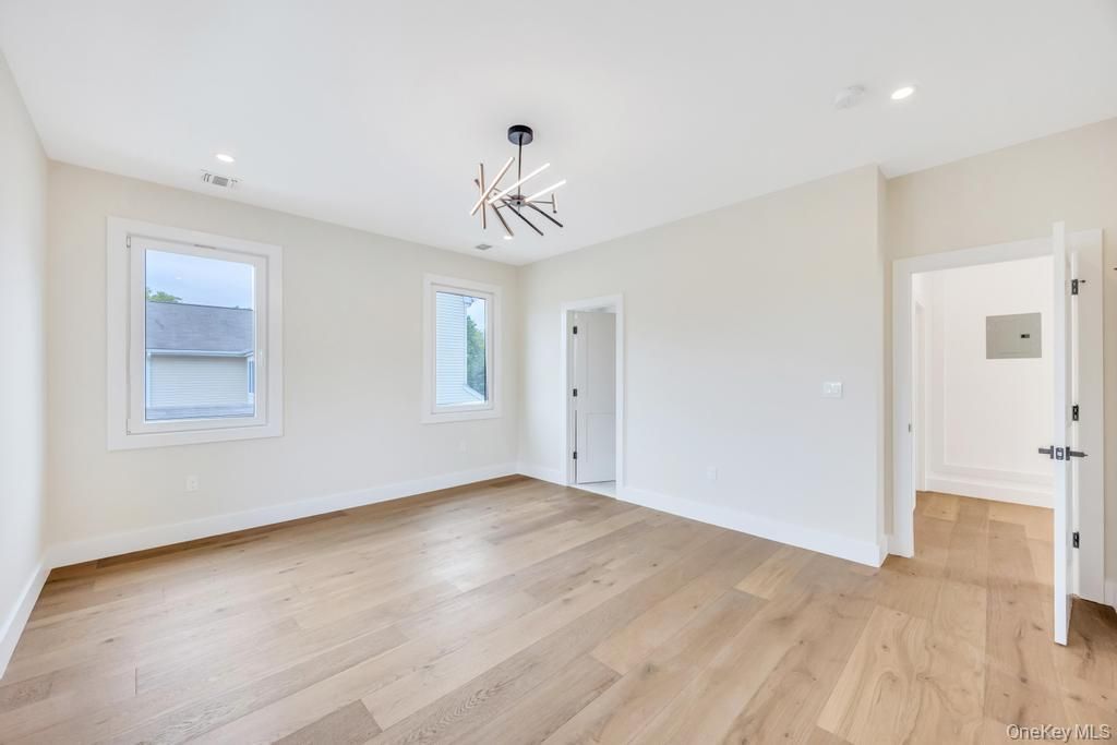 Empty room, Interior, Pendant Lights, Recessed Lighting, Wood Texture Flooring