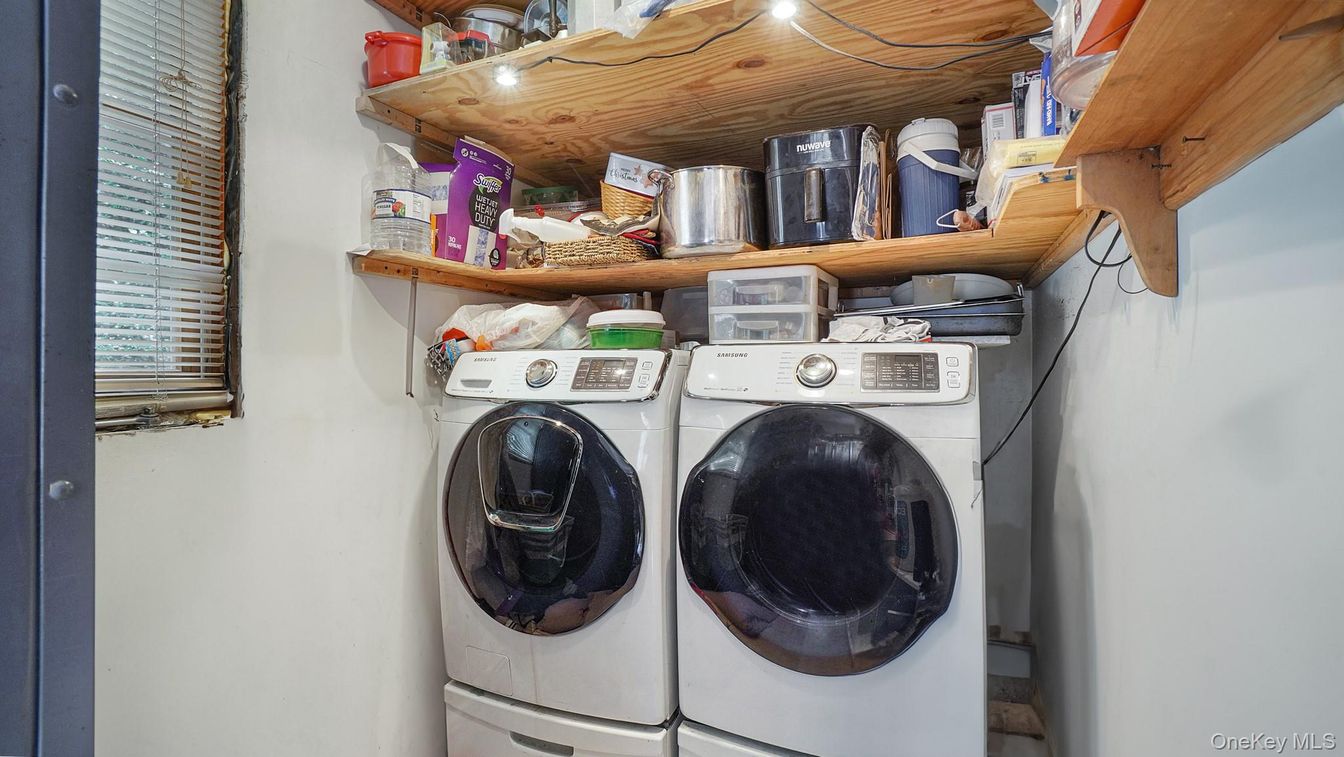 Interior, Utility Closets, Washer