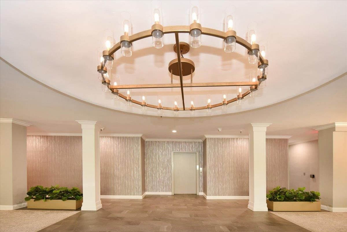 Interior, Pendant Lights, Recessed Lighting, Wood Texture Flooring