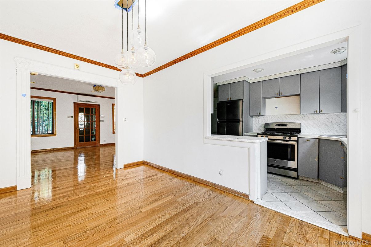 Interior, Kitchen, Pendant Lights, Stainless Steel Appliances, Wood Texture Flooring