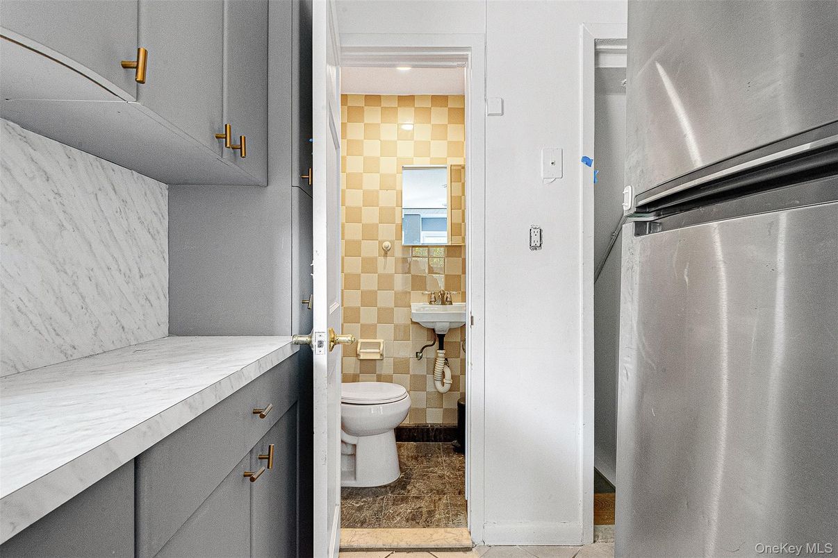 Bathroom, Interior, Marble Walls