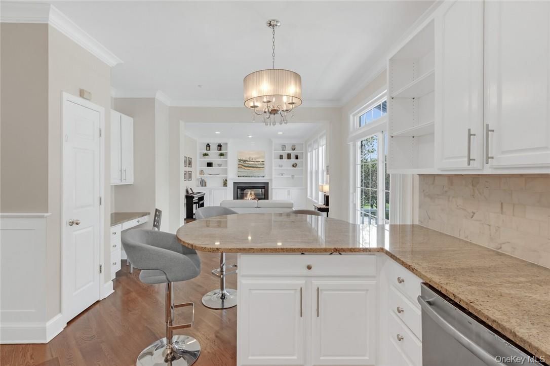 Chandelier, Dining room, Fireplace, Interior, Kitchen, Wood Texture Flooring