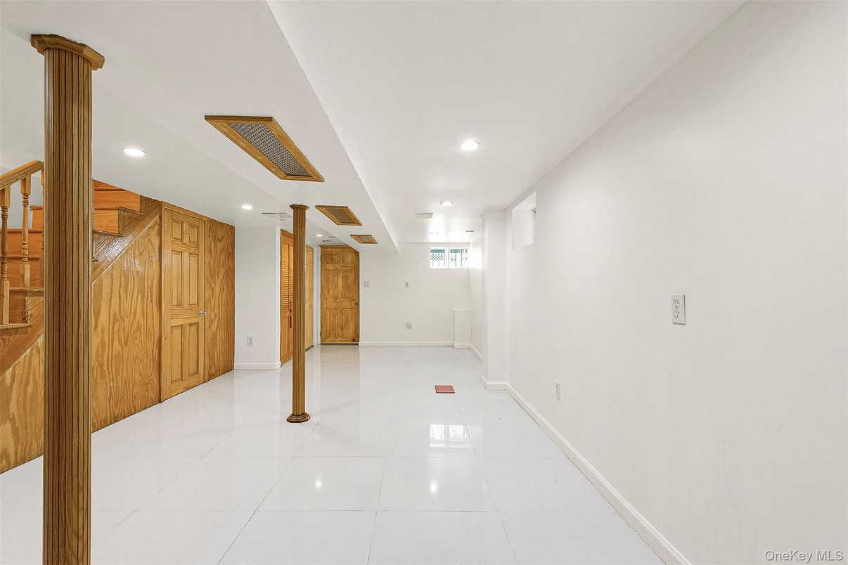 Interior, Recessed Lighting