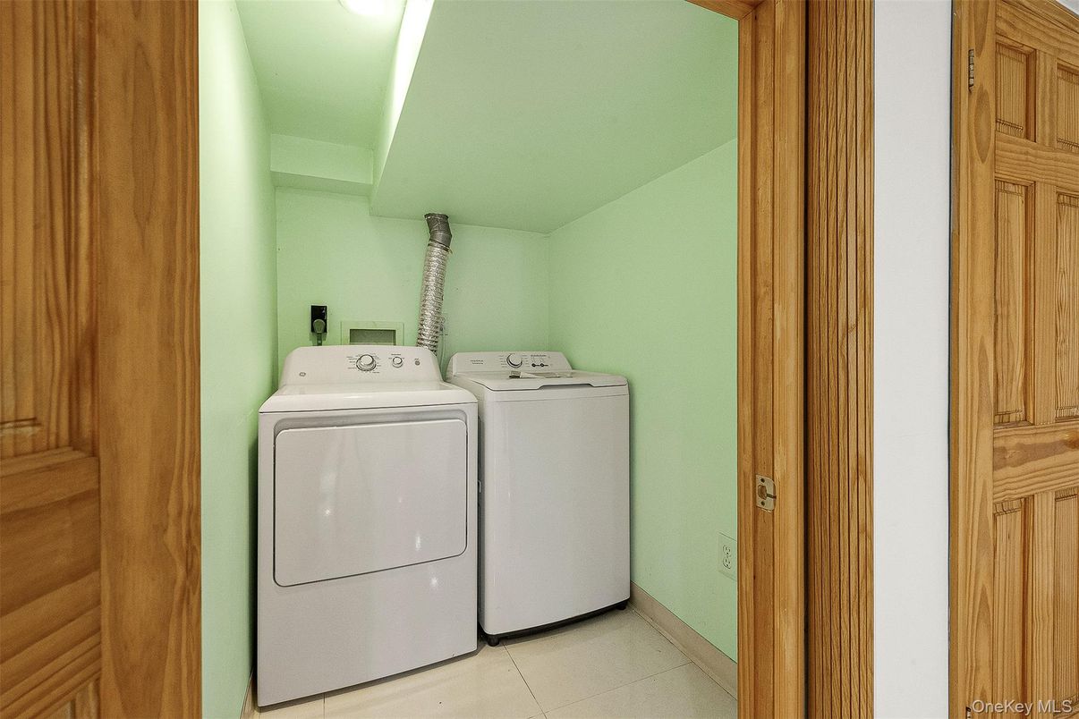 Interior, Utility Closets, Washer