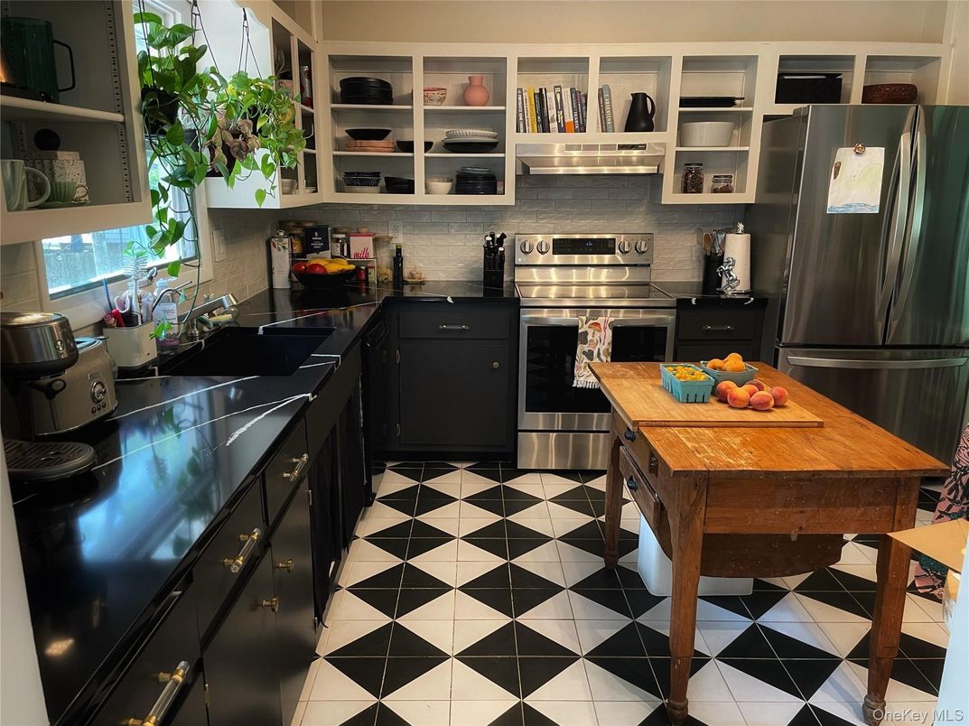 Interior, Kitchen, Stainless Steel Appliances