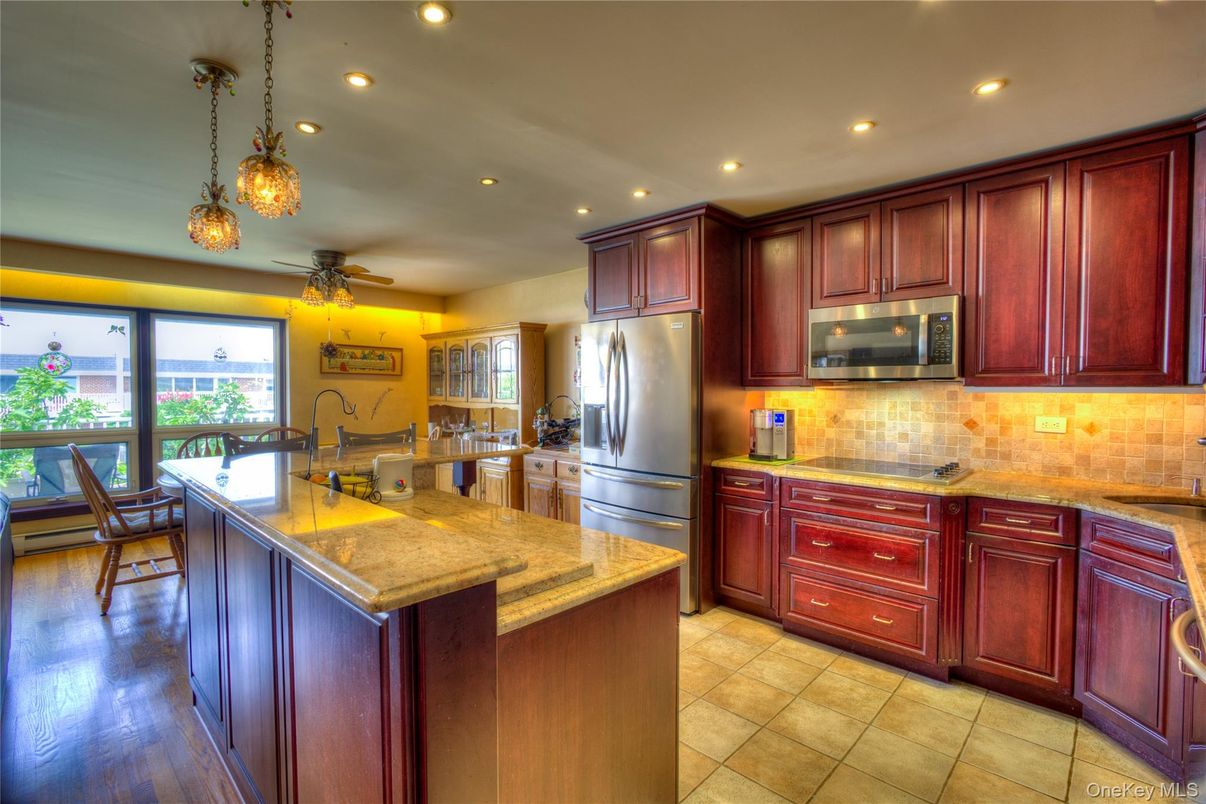 Interior, Kitchen, Pendant Lights, Recessed Lighting, Wood Texture Flooring