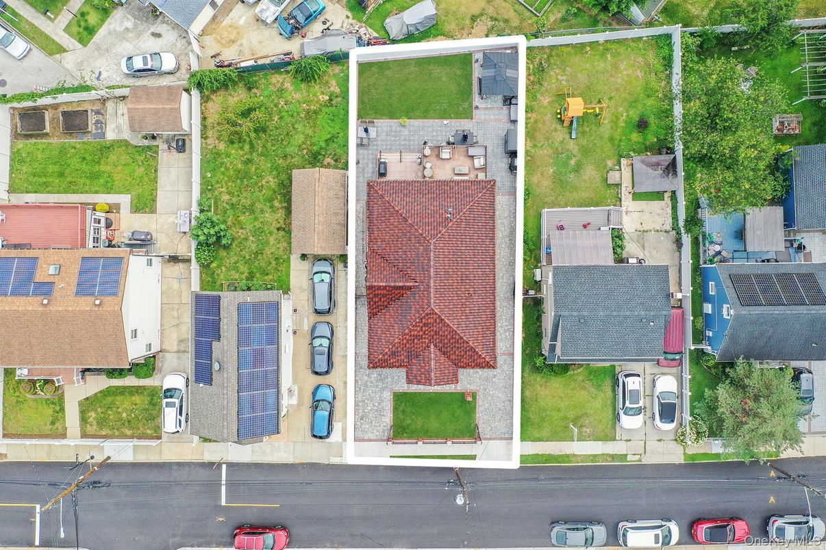 Exterior, Drone