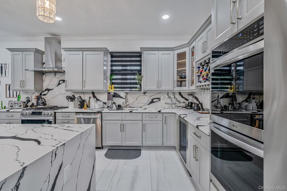 Interior, Kitchen, Marble, Recessed Lighting, Stainless Steel Appliances