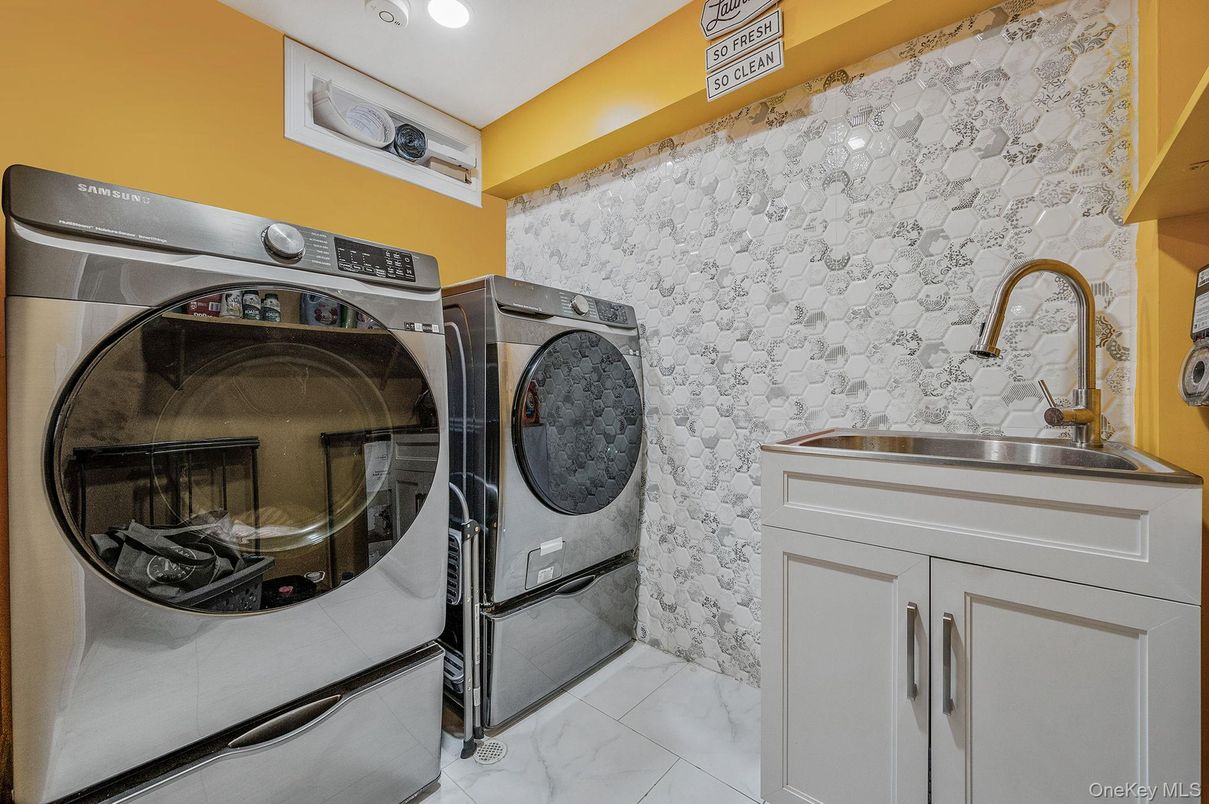 Interior, Recessed Lighting, Washer