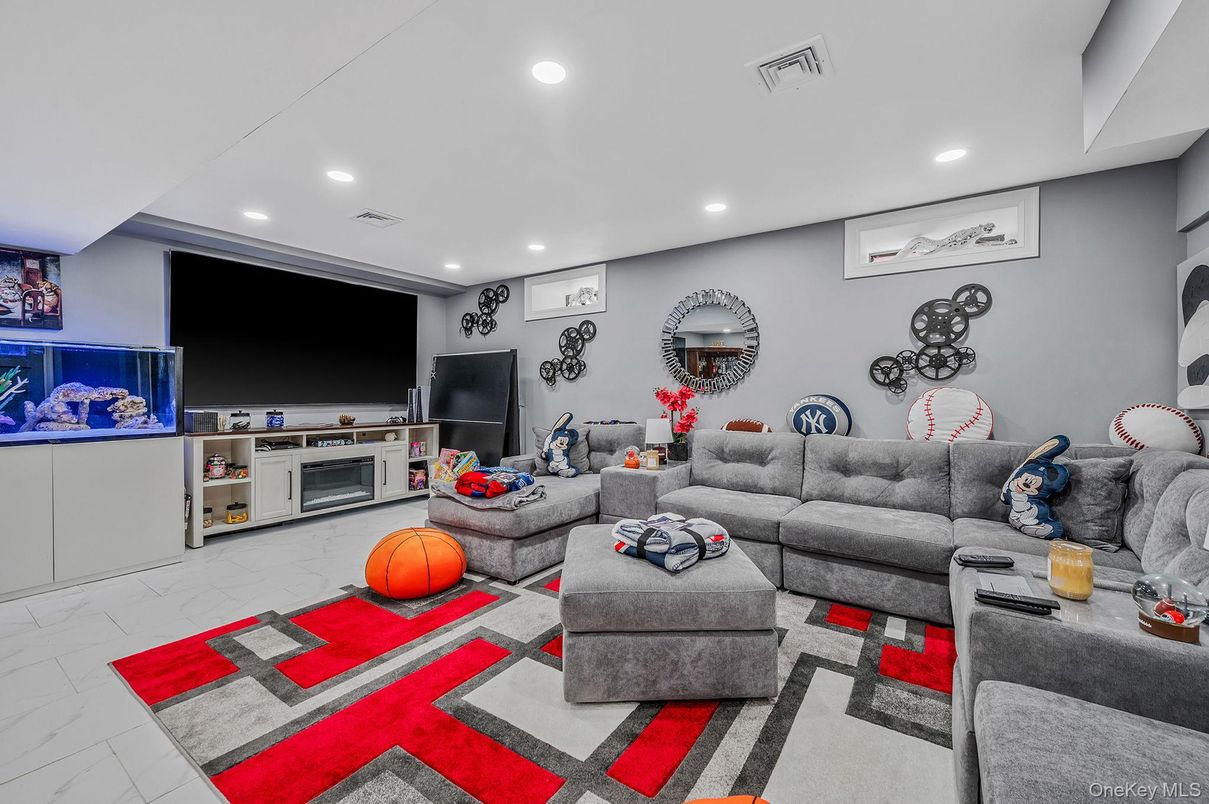 Interior, Living room, Marble, Recessed Lighting