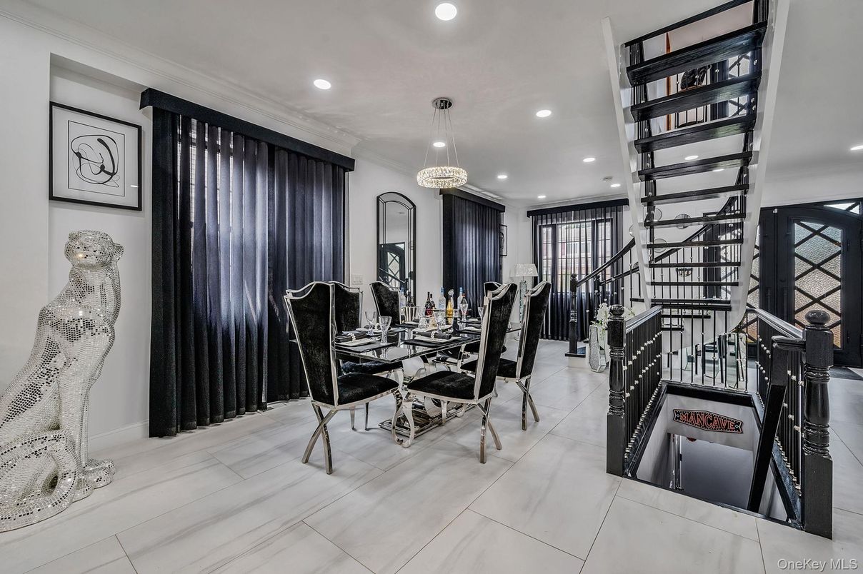 Chandelier, Dining room, Interior, Recessed Lighting