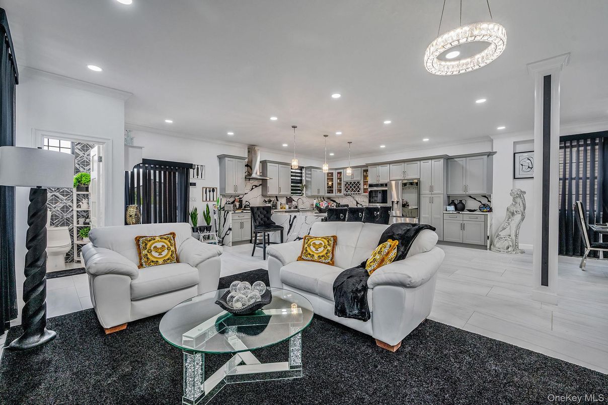 Interior, Kitchen, Living room, Marble, Pendant Lights, Recessed Lighting