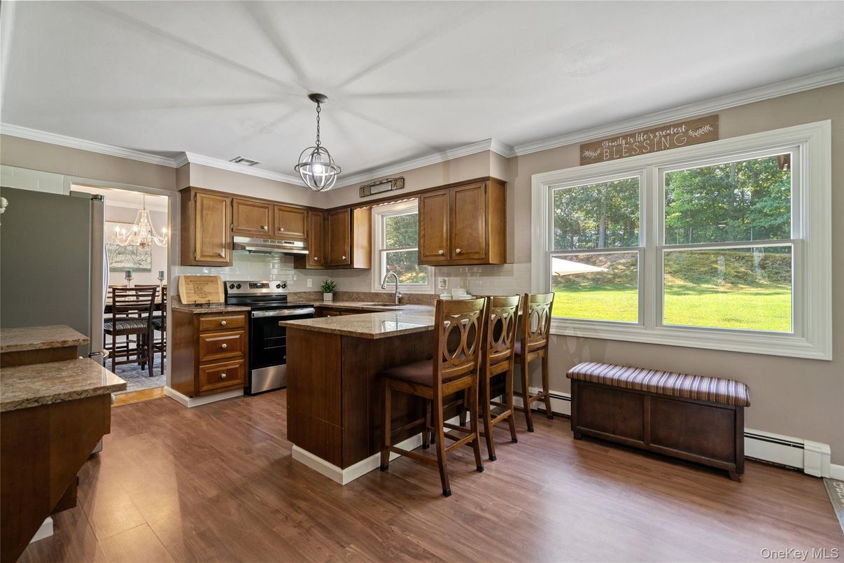 Chandelier, Dining room, Interior, Kitchen, Pendant Lights, Wood Texture Flooring