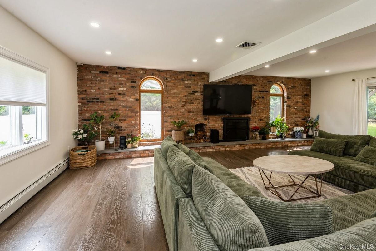 Interior, Living room, Recessed Lighting, Stone Walls, Wood Texture Flooring