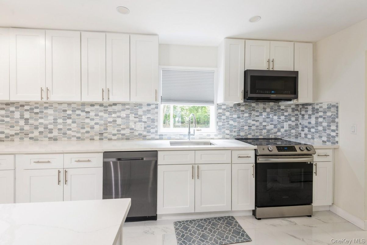 Interior, Kitchen, Marble, Recessed Lighting, Stainless Steel Appliances