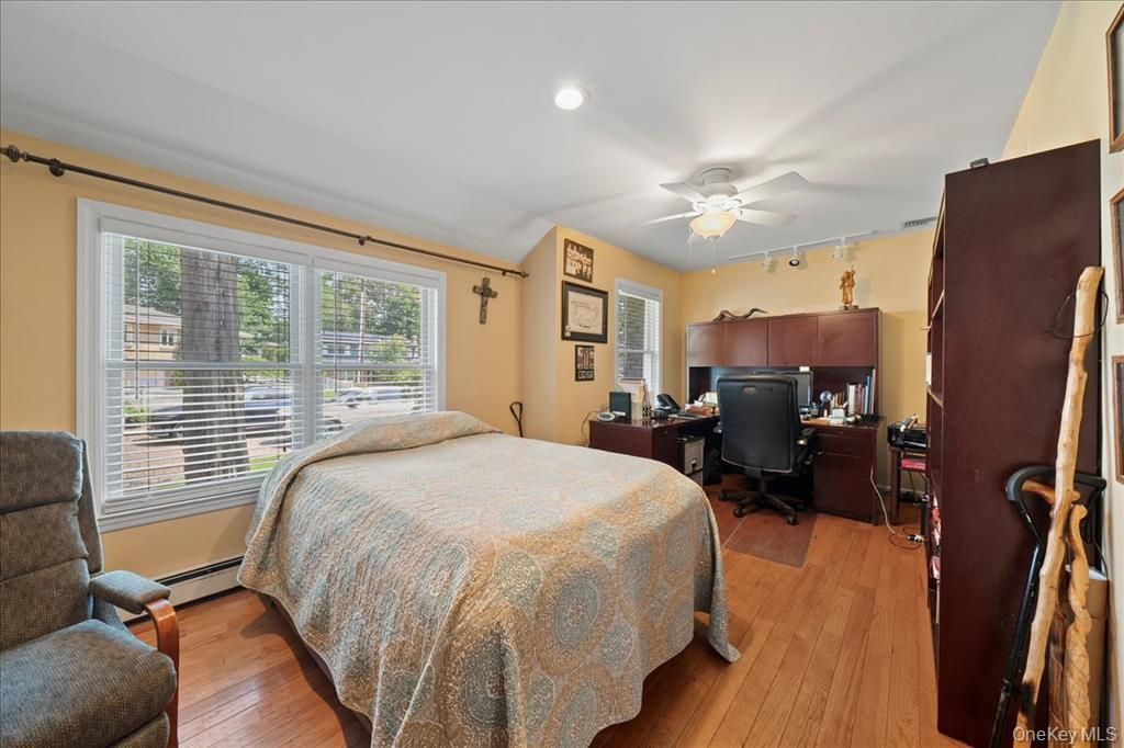 Bedroom, Home Office, Interior, Recessed Lighting, Wood Texture Flooring