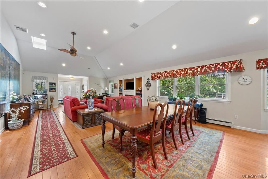 Dining room, Interior, Living room, Recessed Lighting, Wood Texture Flooring