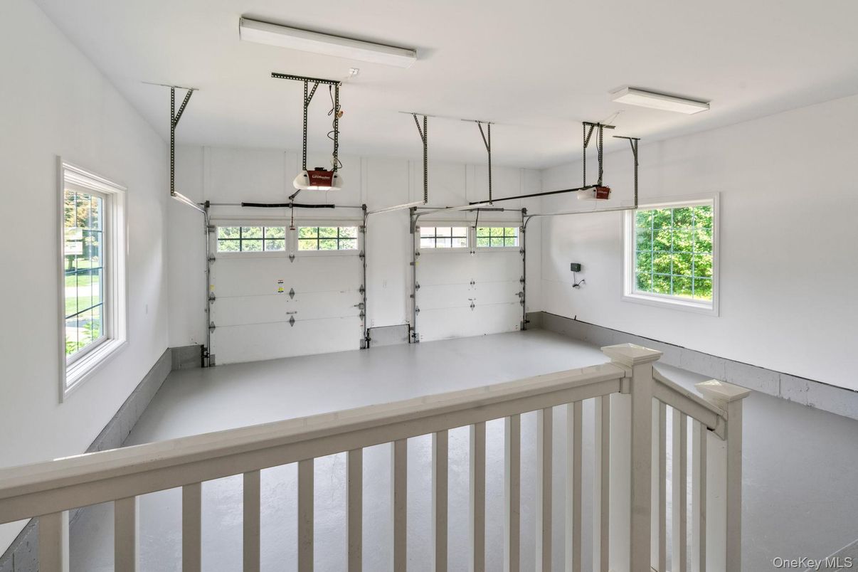 Garage, Interior