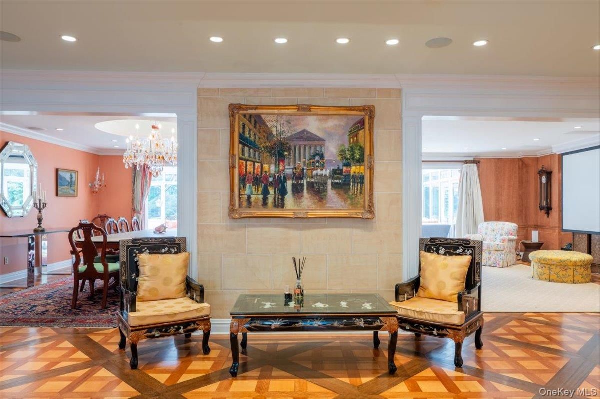 Chandelier, Dining room, Interior, Recessed Lighting, Wood Texture Flooring