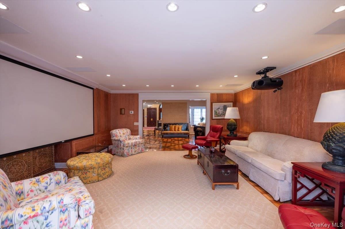Interior, Living room, Projection Screen, Recessed Lighting, Theatre Room
