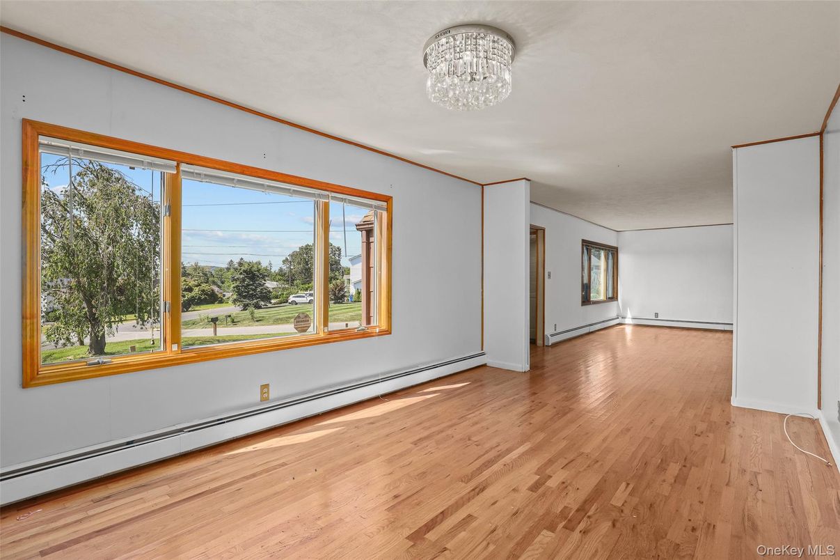 Chandelier, Empty room, Interior, Wood Texture Flooring