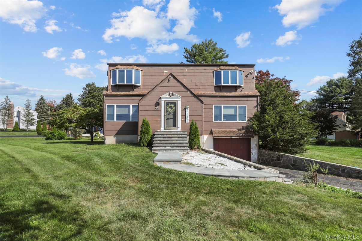 Attached, Backyard, Exterior, Facade, Rowhouse