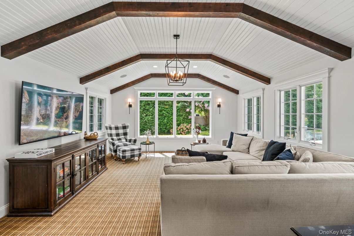 Chandelier, Interior, Living room, Pendant Lights, Wooden Beams