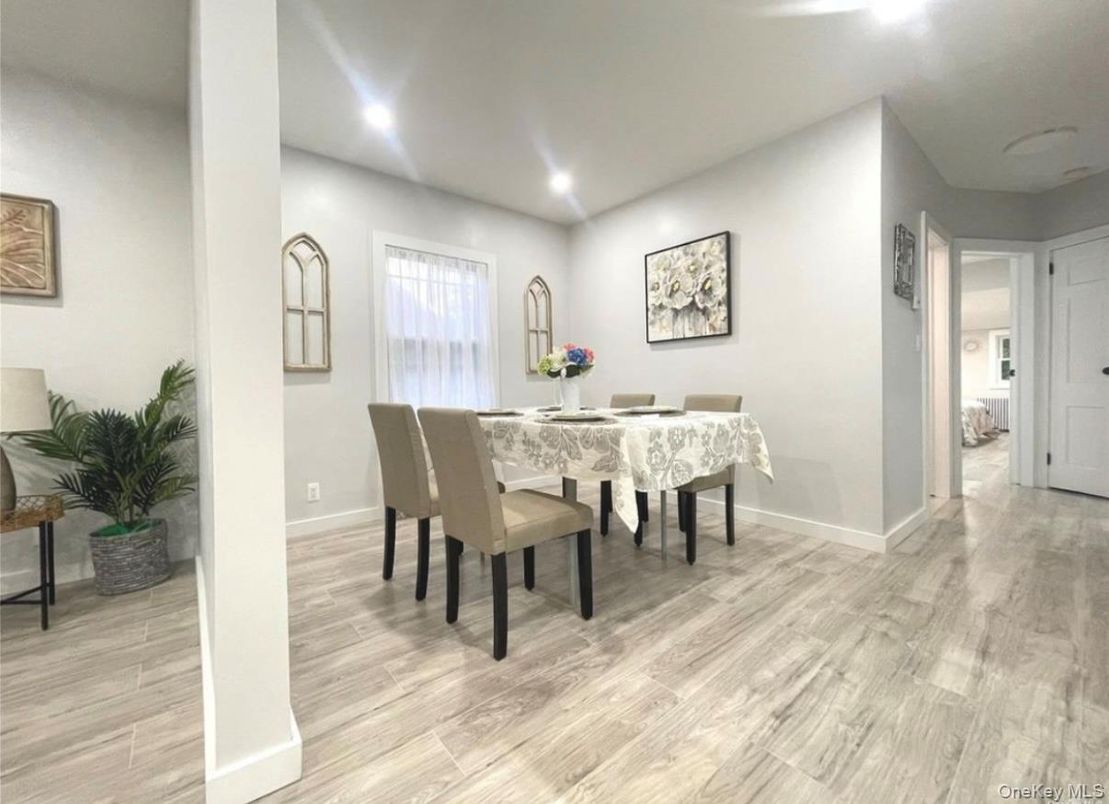 Dining room, Interior, Recessed Lighting, Wood Texture Flooring