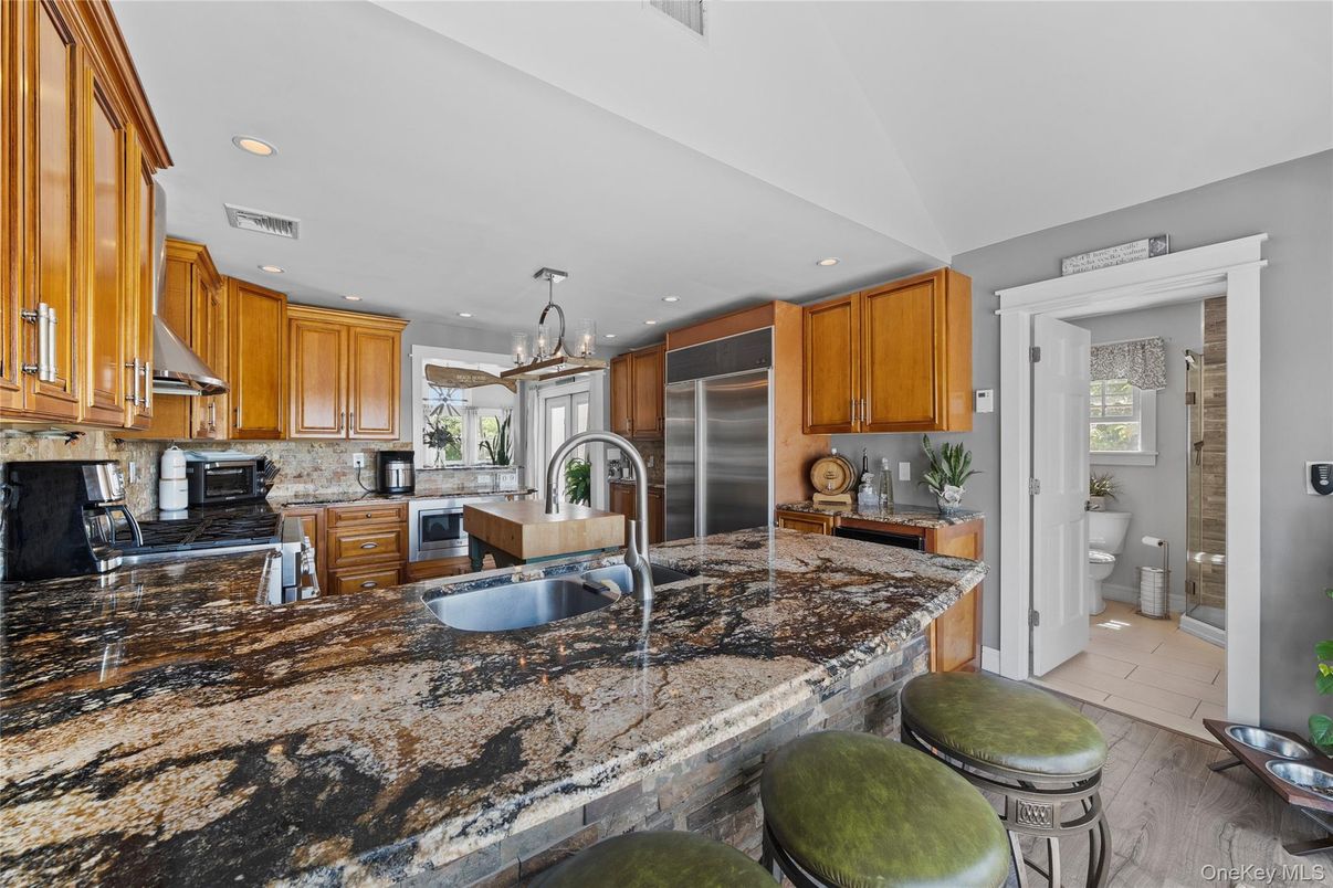 Interior, Kitchen, Pendant Lights, Recessed Lighting, Stainless Steel Appliances