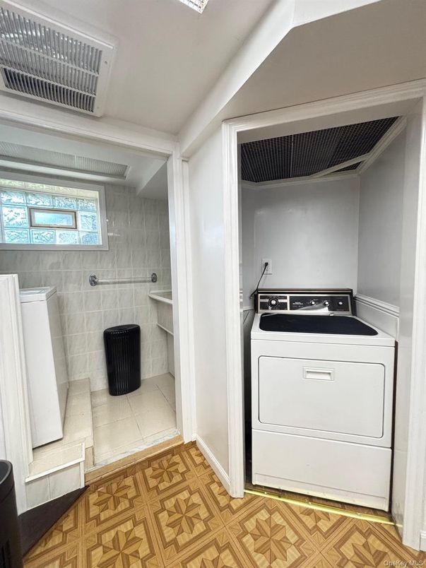 Bathroom, Interior, Utility Closets, Washer, Wood Texture Flooring