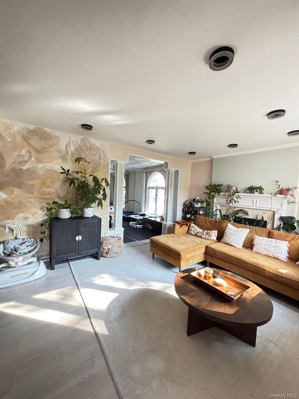 Interior, Living room