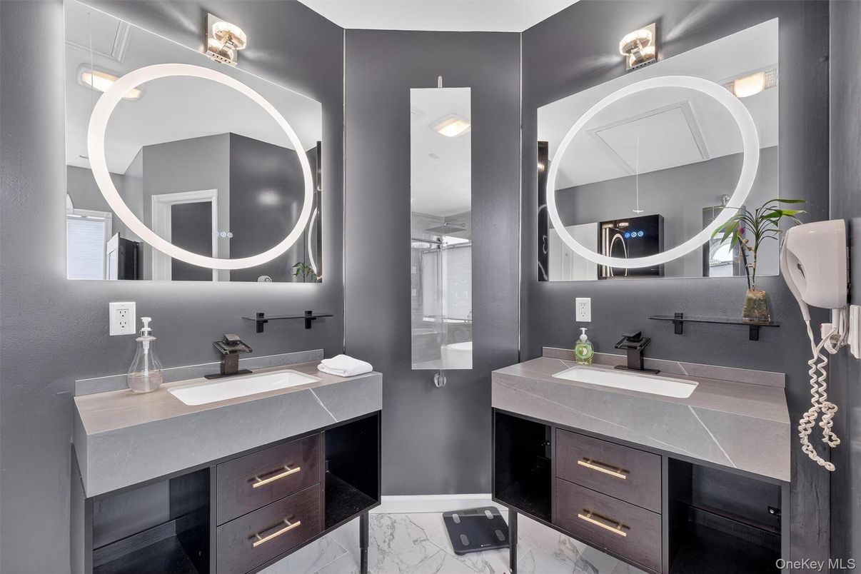 Bathroom, Dual Sink Vanities, Interior, Marble