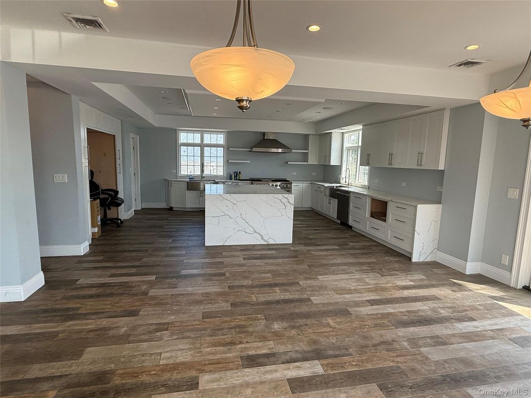 Interior, Kitchen, Pendant Lights, Recessed Lighting, Wood Texture Flooring