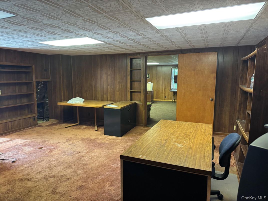 Home Office, Interior, Recessed Lighting, Wooden Walls