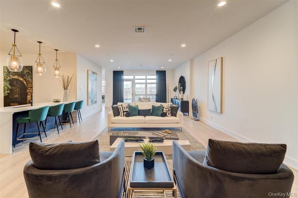 Dining room, Interior, Living room, Pendant Lights, Recessed Lighting, Wood Texture Flooring