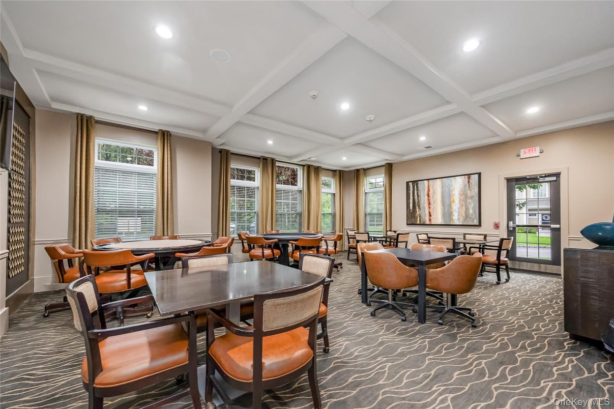 Dining room, Interior, Recessed Lighting