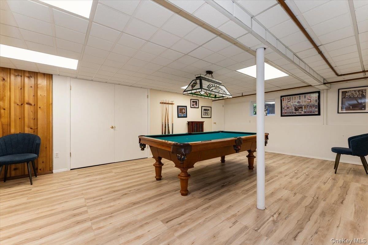 Billiard Table, Game Room, Interior, Wood Texture Flooring, Wooden Walls