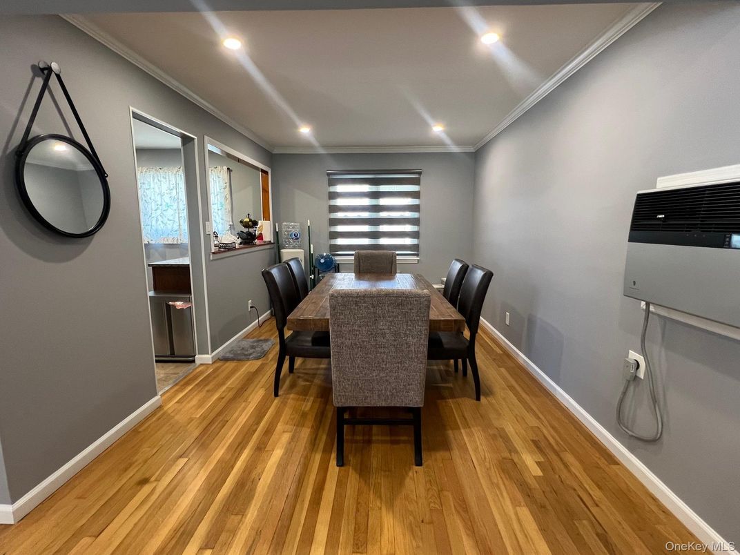Dining room, Interior, Recessed Lighting, Wood Texture Flooring
