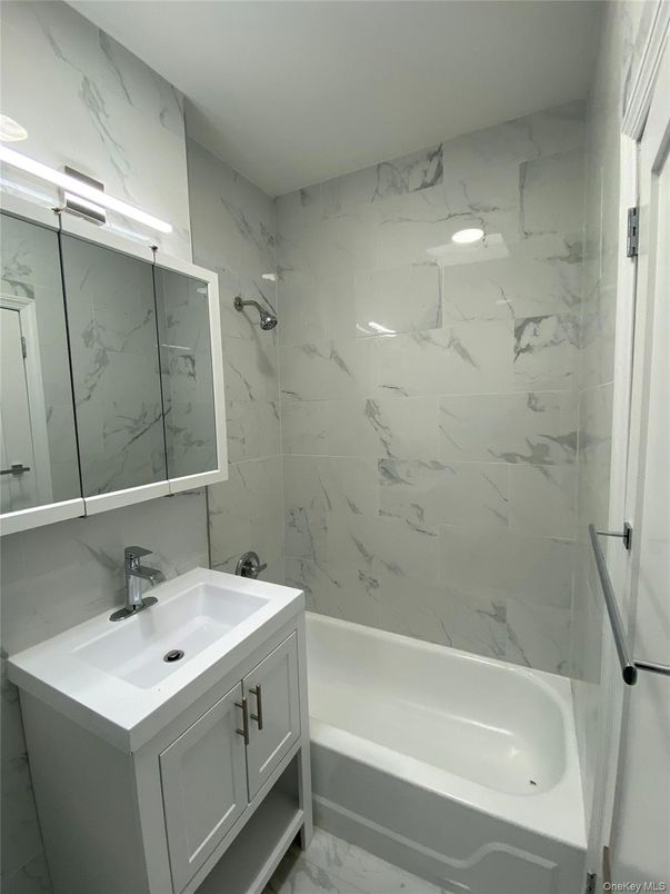 Bathroom, Interior, Marble, Marble Walls