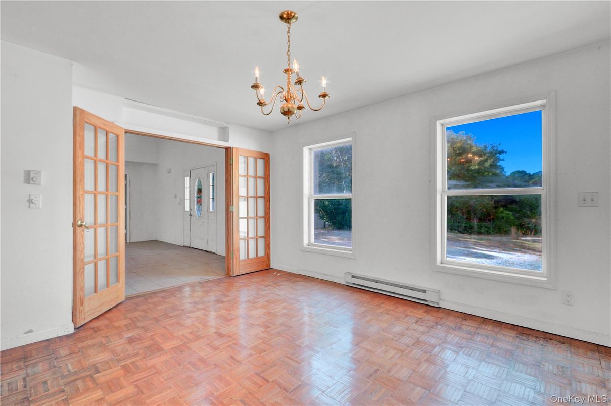 Chandelier, Empty room, Interior, Wood Texture Flooring