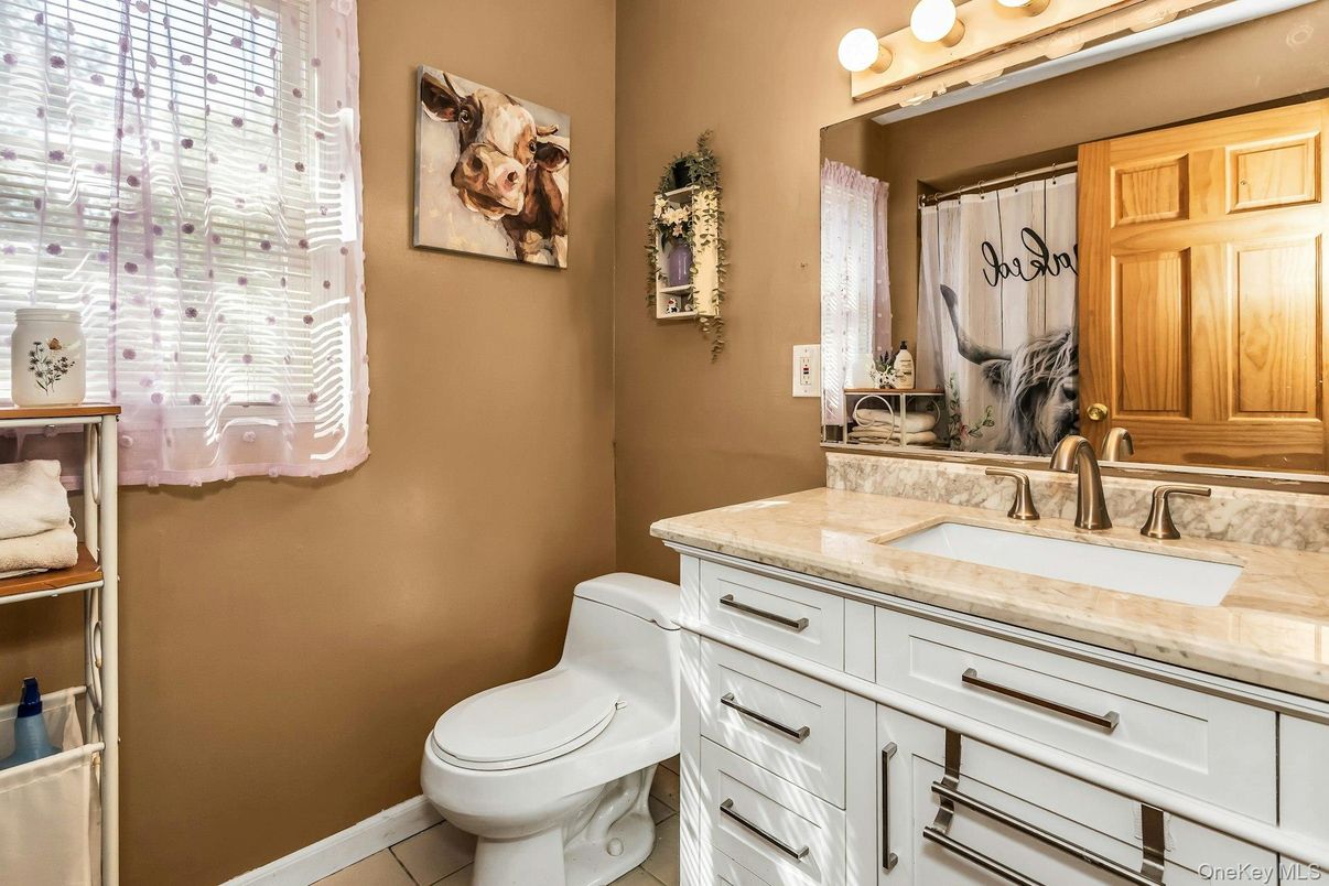 Bathroom, Interior
