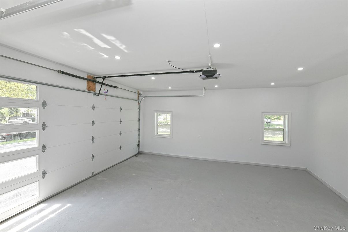 Garage, Interior, Recessed Lighting
