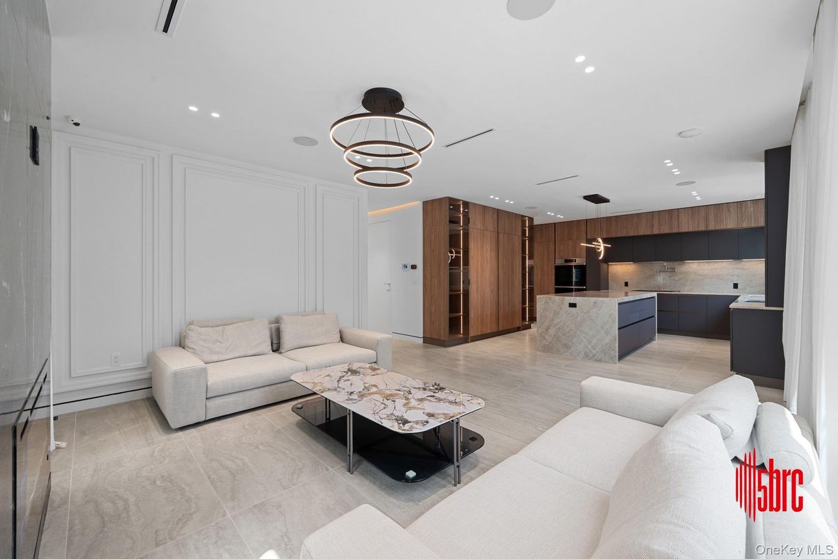 Interior, Kitchen, Living room, Pendant Lights, Recessed Lighting