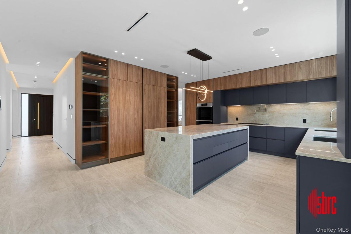 Interior, Kitchen, Pendant Lights, Recessed Lighting